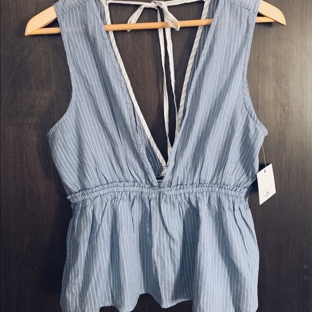 Deep V Top